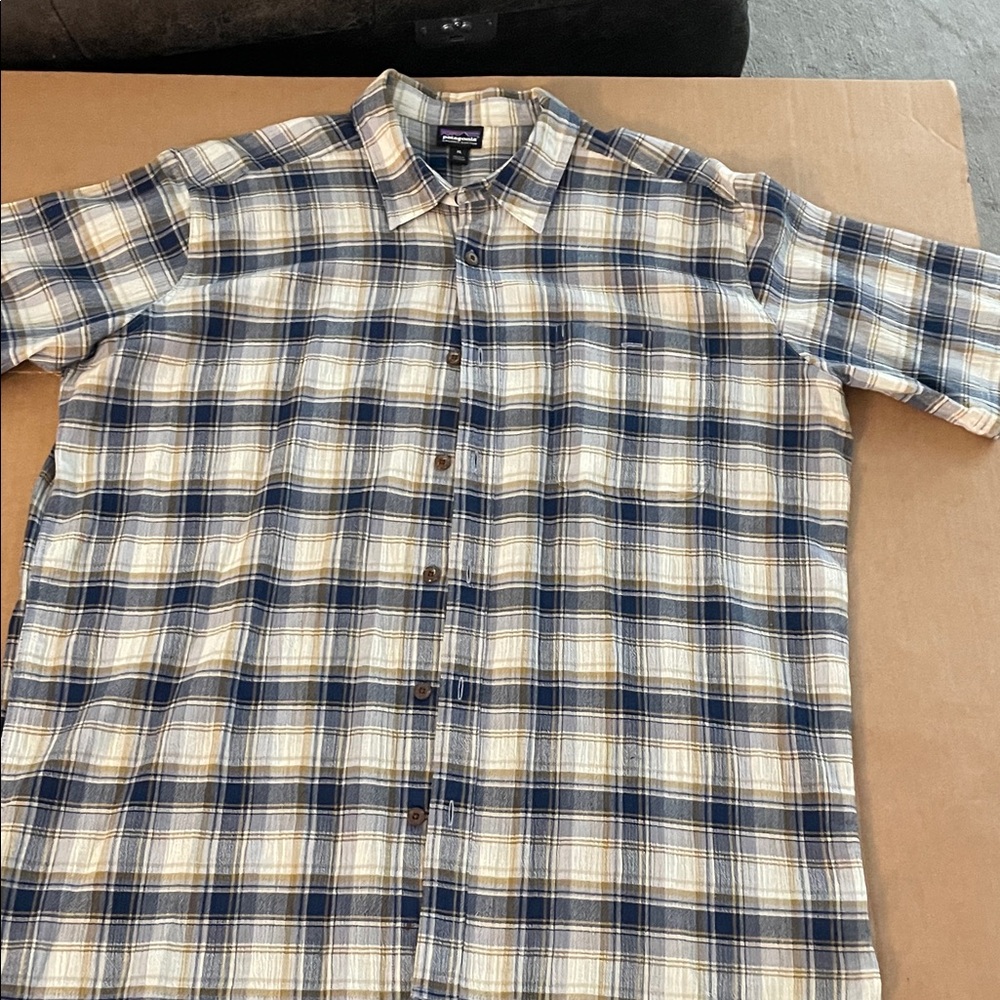 Patagonia Men's Blue and Cream Plaid Shirt